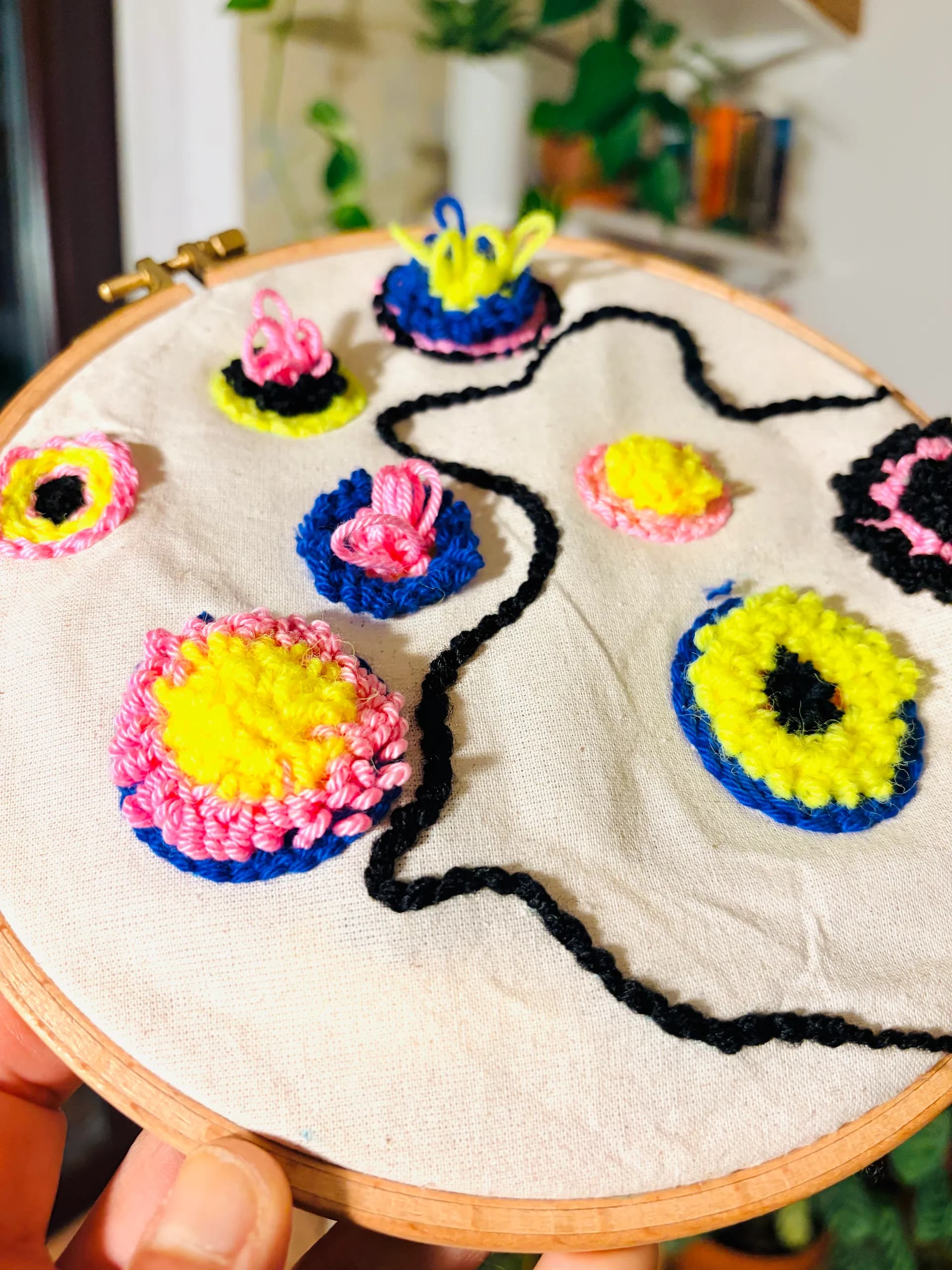 PUNCH NEEDLE mit Claudia A.Cruz – Kreativkurs vor Ort